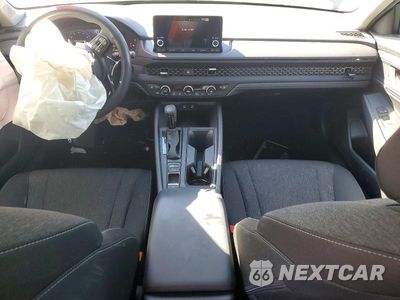 Zdjęcie 8 z 12 samochodu: 2025 HONDA ACCORD SE VIN:1HGCY1F45SA040837 - miniatura