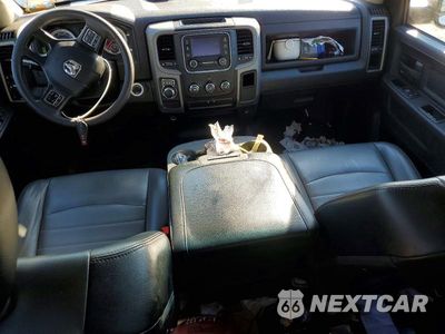 Zdjęcie 8 z 12 samochodu: 2021 RAM 1500 CLASSIC TRADESMAN VIN:3C6RR6KG8MG711738 - miniatura