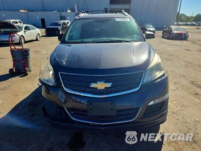 Piąte zdjęcie samochodu w środku: 2017 CHEVROLET TRAVERSE LS VIN:1GNKRFED6HJ178084 - miniatura