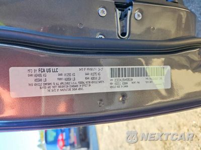 Zdjęcie 13 z 13 samochodu: 2017 DODGE CHARGER SRT HELLCAT VIN:2C3CDXL95HH595184 - miniatura