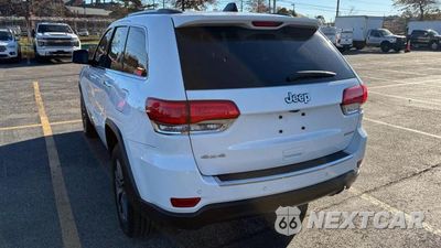 Trzecie zdjęcie samochodu z tyłu: 2019 JEEP GRAND CHEROKEE LIMITED VIN:1C4RJFBGXKC815891 - miniatura