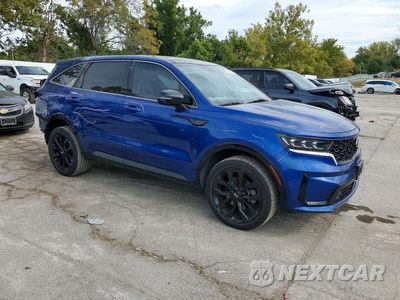 Czwarte zdjęcie samochodu z boku: 2021 KIA SORENTO SX VIN:5XYRKDLF2MG027905 - miniatura