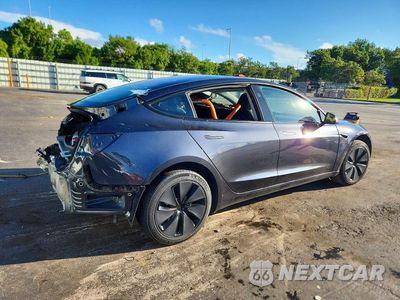 Trzecie zdjęcie samochodu z tyłu: 2025 TESLA MODEL 3 VIN:5YJ3E1EA1SF032692 - miniatura