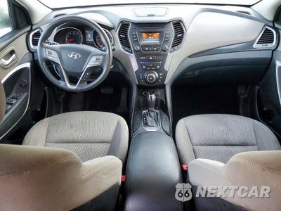 Zdjęcie 8 z 13 samochodu: 2016 HYUNDAI SANTA FE SE VIN:KM8SMDHF9GU144996 - miniatura