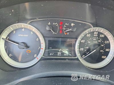 Zdjęcie 9 z 13 samochodu: 2015 NISSAN SENTRA SV VIN:3N1AB7AP9FL688470 - miniatura