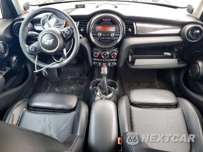Zdjęcie 8 z 12 samochodu: 2016 MINI COOPER S VIN:WMWXU3C56G2B67358 - miniatura
