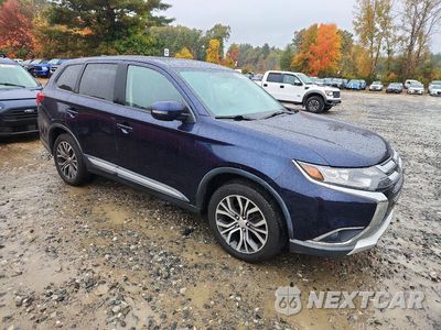 Czwarte zdjęcie samochodu z boku: 2017 MITSUBISHI OUTLANDER SE VIN:JA4AZ3A30HZ054775 - miniatura