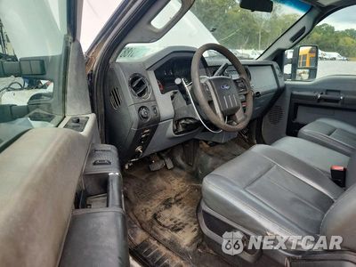 Zdjęcie 8 z 13 samochodu: 2016 FORD F550 SUPER DUTY VIN:1FDUF5GT7GED30238 - miniatura