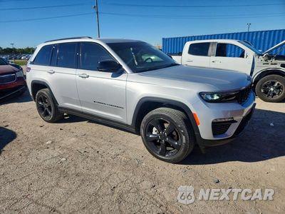 Czwarte zdjęcie samochodu z boku: 2025 JEEP GRAND CHEROKEE LIMITED VIN:1C4RJHBG7SC281521 - miniatura