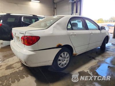 Trzecie zdjęcie samochodu z tyłu: 2004 TOYOTA COROLLA LE VIN:1NXBR32E34Z253137 - miniatura
