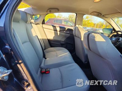 Zdjęcie 10 z 12 samochodu: 2016 HONDA CIVIC LX VIN:19XFC2F54GE230691 - miniatura
