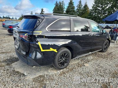 Trzecie zdjęcie samochodu z tyłu: 2024 TOYOTA SIENNA XLE VIN:5TDYRKEC9RS184081 - miniatura