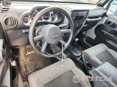 Zdjęcie 8 z 12 samochodu: 2010 JEEP WRANGLER SPORT VIN:1J4AA2D12AL104029 - miniatura