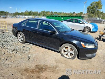 Czwarte zdjęcie samochodu z boku: 2012 VOLKSWAGEN PASSAT SE VIN:1VWBP7A39CC102502 - miniatura