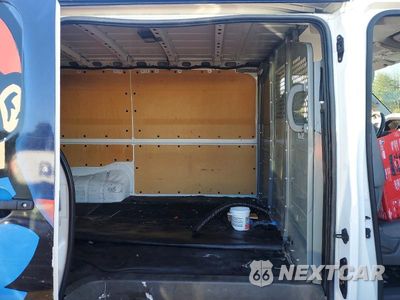 Zdjęcie 11 z 13 samochodu: 2018 NISSAN NV2500 DELIVERY VAN VIN:1N6BF0KY6JN812754 - miniatura