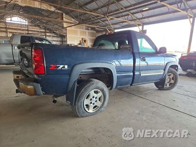 Trzecie zdjęcie samochodu z tyłu: 2006 CHEVROLET SILVERADO K1500 VIN:1GCEK14Z96Z297725 - miniatura