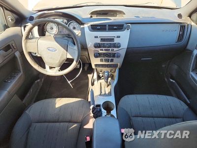 Zdjęcie 8 z 12 samochodu: 2010 FORD FOCUS SE VIN:1FAHP3FN0AW201517 - miniatura