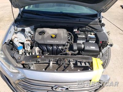 Zdjęcie 11 z 13 samochodu: 2017 HYUNDAI ELANTRA LIMITED VIN:5NPD84LF6HH026666 - miniatura