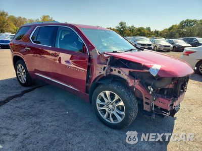 Czwarte zdjęcie samochodu z boku: 2020 CHEVROLET TRAVERSE PREMIER VIN:1GNEVKKW2LJ191463 - miniatura