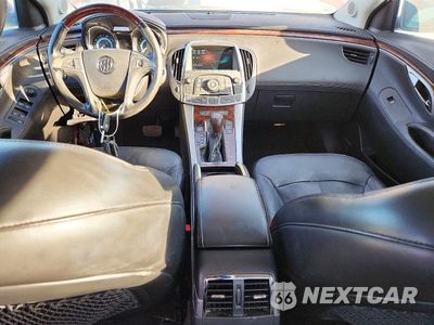 Zdjęcie 8 z 13 samochodu: 2010 BUICK LACROSSE CXS VIN:1G4GE5EV1AF304417 - miniatura