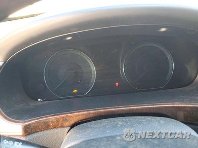 Zdjęcie 9 z 12 samochodu: 2012 HYUNDAI EQUUS SIGNATURE VIN:KMHGH4JH2CU053634 - miniatura