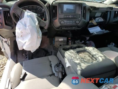 Zdjęcie 8 z 13 samochodu: 2019 GMC SIERRA LIMITED C1500 VIN:2GTR1LEC0K1180838 - miniatura