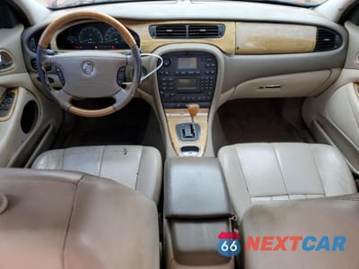 Zdjęcie 8 z 13 samochodu: 2004 JAGUAR S-TYPE VIN:SAJEA01T04FN02698 - miniatura