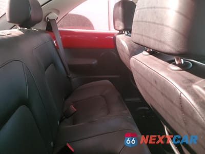 Zdjęcie 10 z 12 samochodu: 2008 VOLKSWAGEN NEW BEETLE S VIN:3VWRW31C98M522342 - miniatura