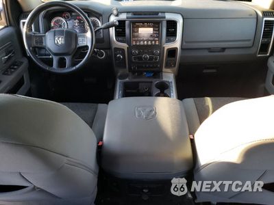 Zdjęcie 8 z 12 samochodu: 2013 RAM 2500 SLT VIN:3C6UR5DL9DG513877 - miniatura