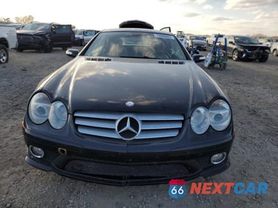 Piąte zdjęcie samochodu w środku: 2007 MERCEDES-BENZ SL 600 VIN:WDBSK77F27F132303 - miniatura