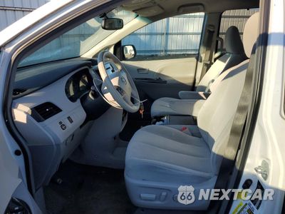 Zdjęcie 7 z 13 samochodu: 2012 TOYOTA SIENNA LE VIN:5TDKK3DC8CS222070 - miniatura