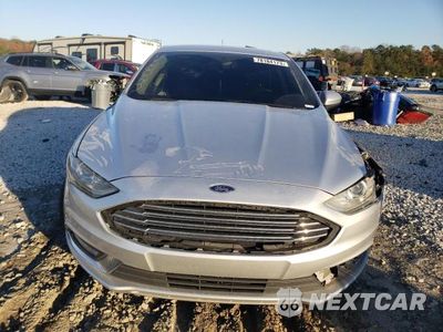 Piąte zdjęcie samochodu w środku: 2017 FORD FUSION SE HYBRID VIN:3FA6P0LU6HR300583 - miniatura