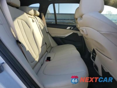 Zdjęcie 10 z 12 samochodu: 2020 BMW X5 SDRIVE 40I VIN:5UXCR4C00L9B33395 - miniatura