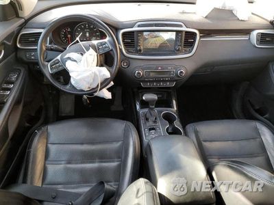 Zdjęcie 8 z 13 samochodu: 2019 KIA SORENTO EX VIN:5XYPHDA55KG466884 - miniatura