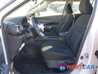 Zdjęcie 7 z 14 samochodu: 2023 NISSAN KICKS SV VIN:3N1CP5CV4PL477835 - miniatura