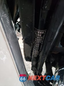 Zdjęcie 10 z 11 samochodu: 2007 SUZUKI VL800 VIN:JS1VS55A072105662 - miniatura