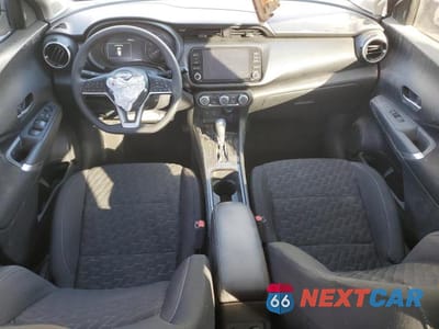 Zdjęcie 8 z 14 samochodu: 2023 NISSAN KICKS SV VIN:3N1CP5CV4PL477835 - miniatura