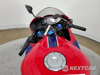 Zdjęcie 7 z 12 samochodu: 2023 HONDA CBR600 RR VIN:JH2PC40J7PK900406 - miniatura