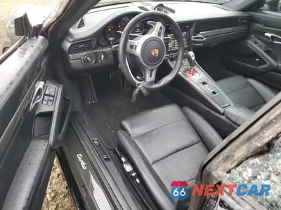 Zdjęcie 8 z 12 samochodu: 2015 PORSCHE 911 TURBO VIN:WP0AD2A98FS167110 - miniatura