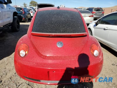 Zdjęcie 6 z 12 samochodu: 2008 VOLKSWAGEN NEW BEETLE S VIN:3VWRW31C98M522342 - miniatura