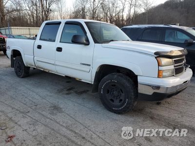 Czwarte zdjęcie samochodu z boku: 2007 CHEVROLET SILVERADO K1500 CLASSIC HD VIN:1GCGK13U97F103745 - miniatura