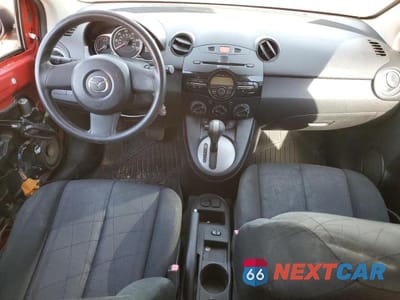 Zdjęcie 8 z 13 samochodu: 2013 MAZDA MAZDA2 VIN:JM1DE1KY7D0170096 - miniatura
