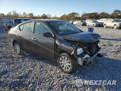 Czwarte zdjęcie samochodu z boku: 2015 NISSAN VERSA S VIN:3N1CN7AP2FL864582 - miniatura