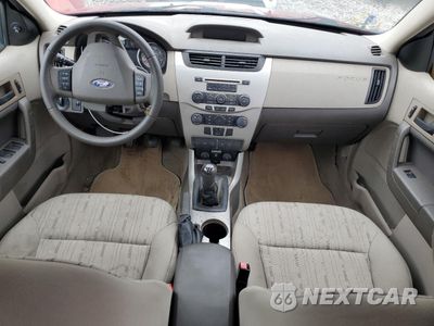 Zdjęcie 8 z 12 samochodu: 2010 FORD FOCUS SE VIN:1FAHP3FN1AW205110 - miniatura
