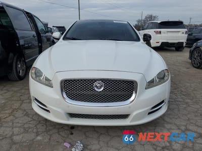 Piąte zdjęcie samochodu w środku: 2011 JAGUAR XJL VIN:SAJWA2GBXBLV16833 - miniatura