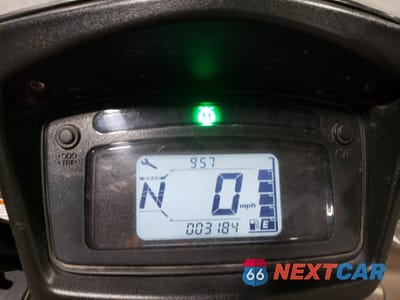 Zdjęcie 8 z 10 samochodu: 2019 SUZUKI LT-A500 XP VIN:5SADW21E8K7102326 - miniatura