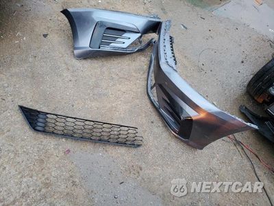 Zdjęcie 12 z 13 samochodu: 2018 VOLKSWAGEN PASSAT GT VIN:1VWJM7A31JC038795 - miniatura