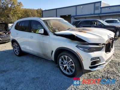 Czwarte zdjęcie samochodu z boku: 2020 BMW X5 SDRIVE 40I VIN:5UXCR4C00L9B33395 - miniatura