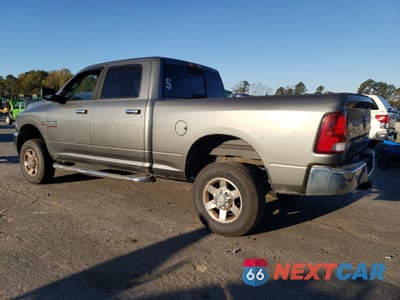 Drugie zdjęcie samochodu z przodu: 2013 RAM 2500 SLT VIN:3C6UR5DL9DG513877 - miniatura