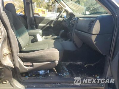 Zdjęcie 7 z 13 samochodu: 2004 JEEP GRAND CHEROKEE LAREDO VIN:1J4GX48S24C168308 - miniatura